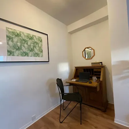 Spacious 65sqm Private Flat, New And Fully Equipped Kitchen With Dining Room, Direct Bus To Messe *